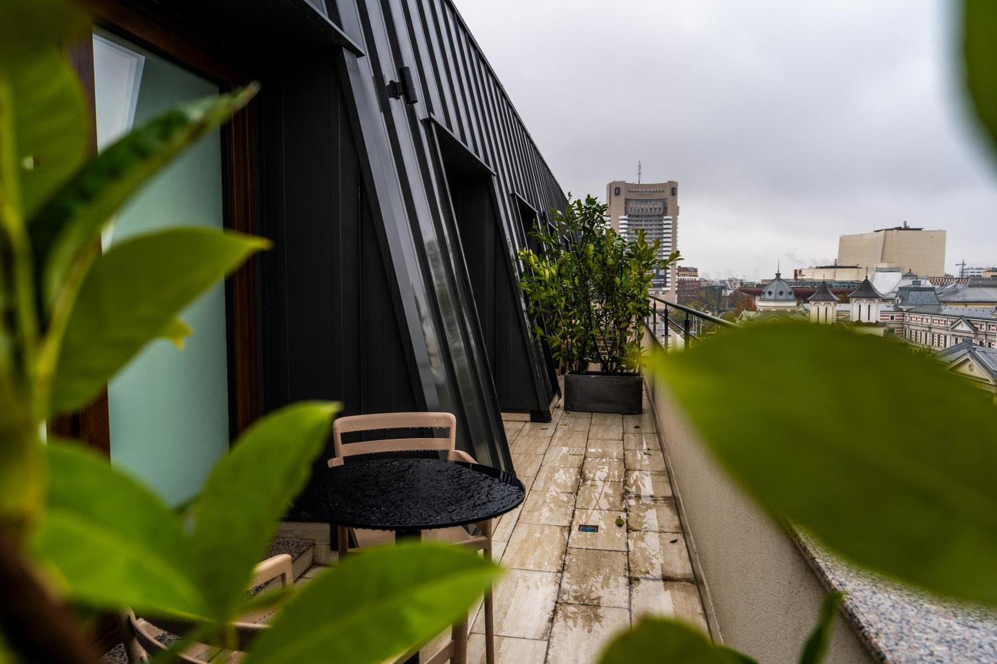 Old Town Apartments By Olala Homes Bucarest Esterno foto