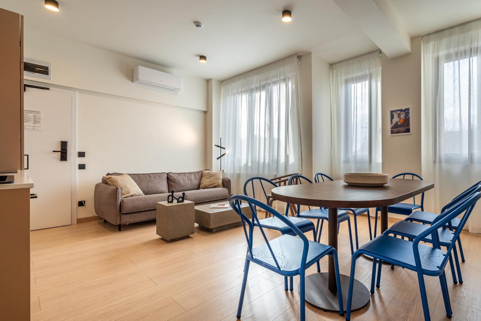 Old Town Apartments By Olala Homes Bucarest Esterno foto