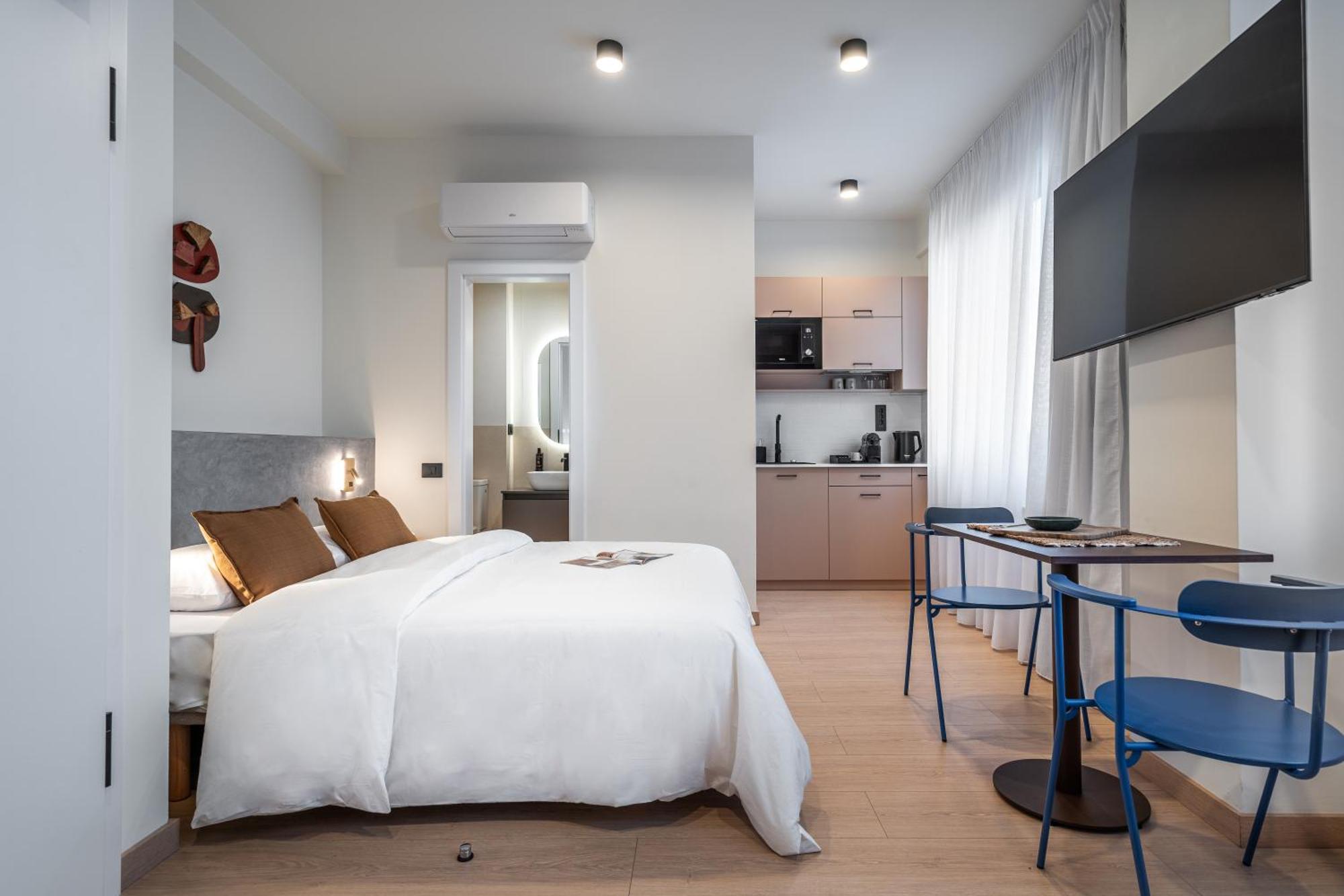 Old Town Apartments By Olala Homes Bucarest Esterno foto