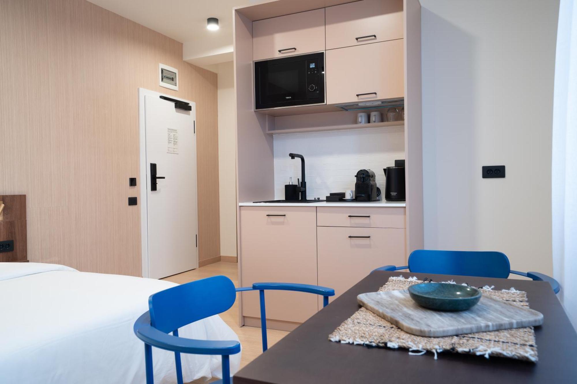 Old Town Apartments By Olala Homes Bucarest Esterno foto